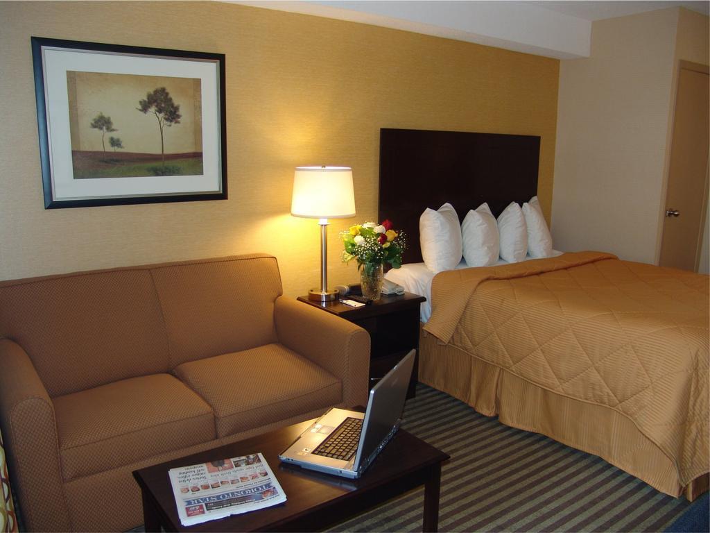 Comfort Inn East Scarborough Toronto Oda fotoğraf